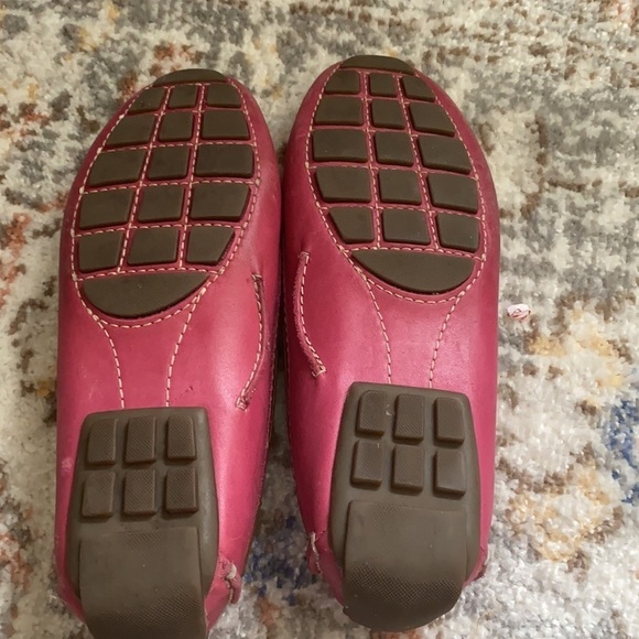 Clarks - Picture 2 of 4